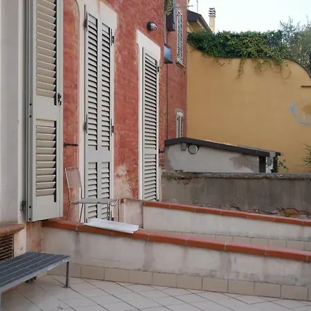 Apartman Calari *